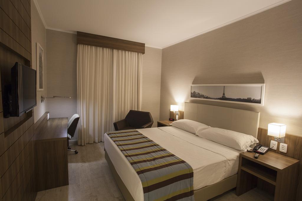 Hotel Agisol Μαρίλια Εξωτερικό φωτογραφία